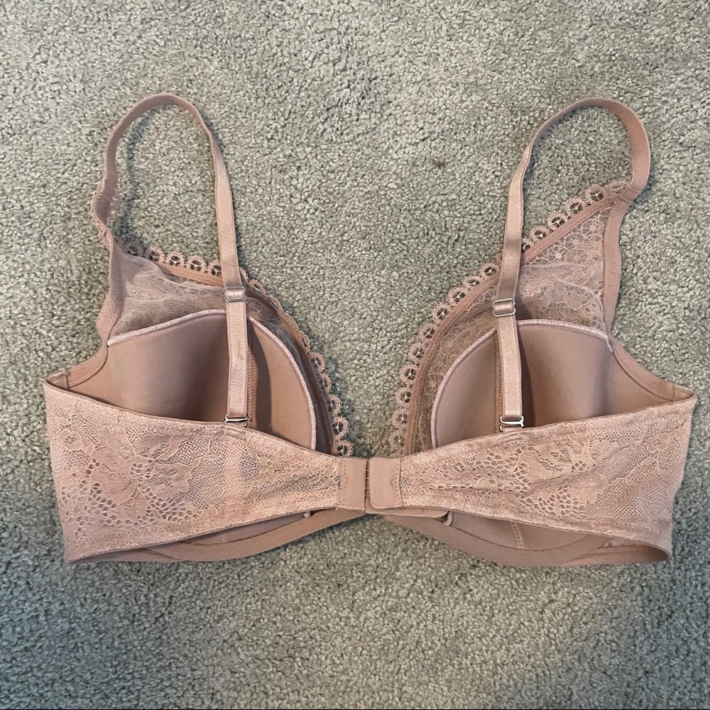 VICTORIA SECRETS 36D LIGHT PINK ISH TAN COLOR - Picture 3 of 4